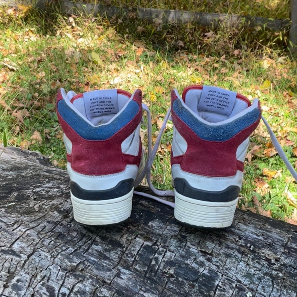 PONY Retro High-Tops in Red and White - Picture 3 of 6